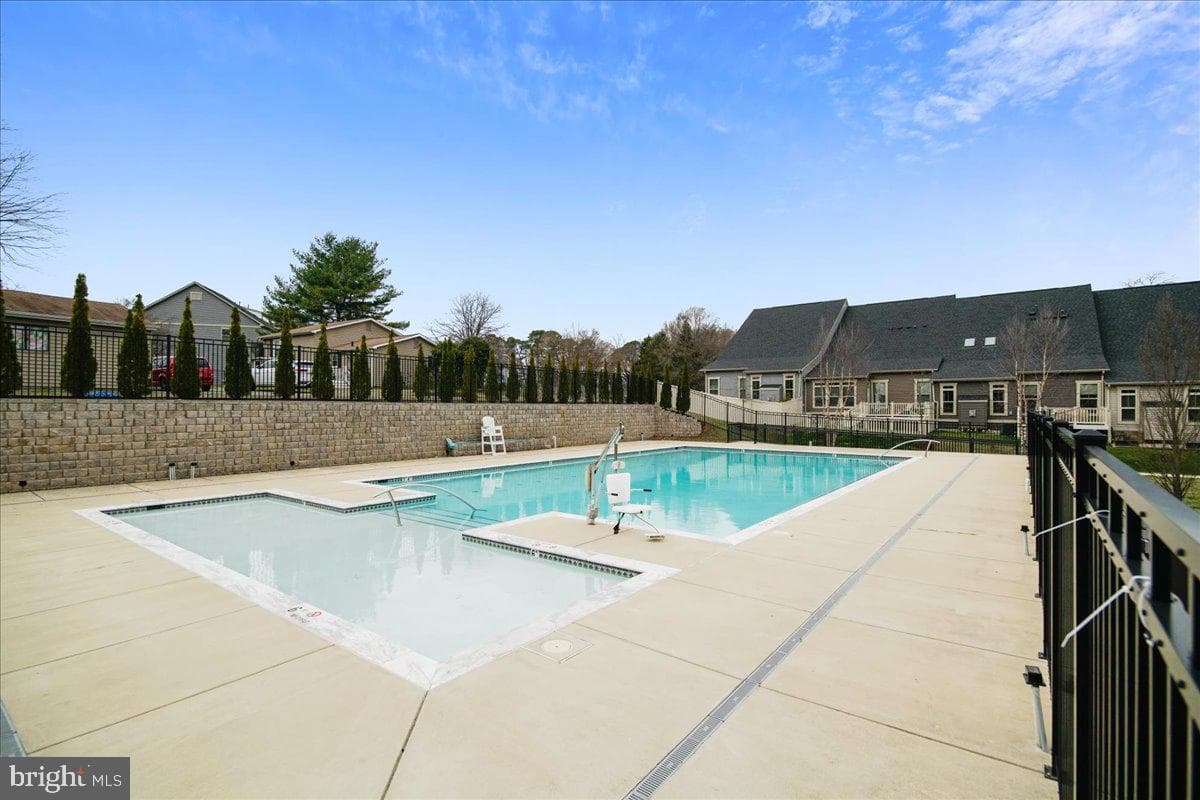 8261 Kippis Road photo 67
