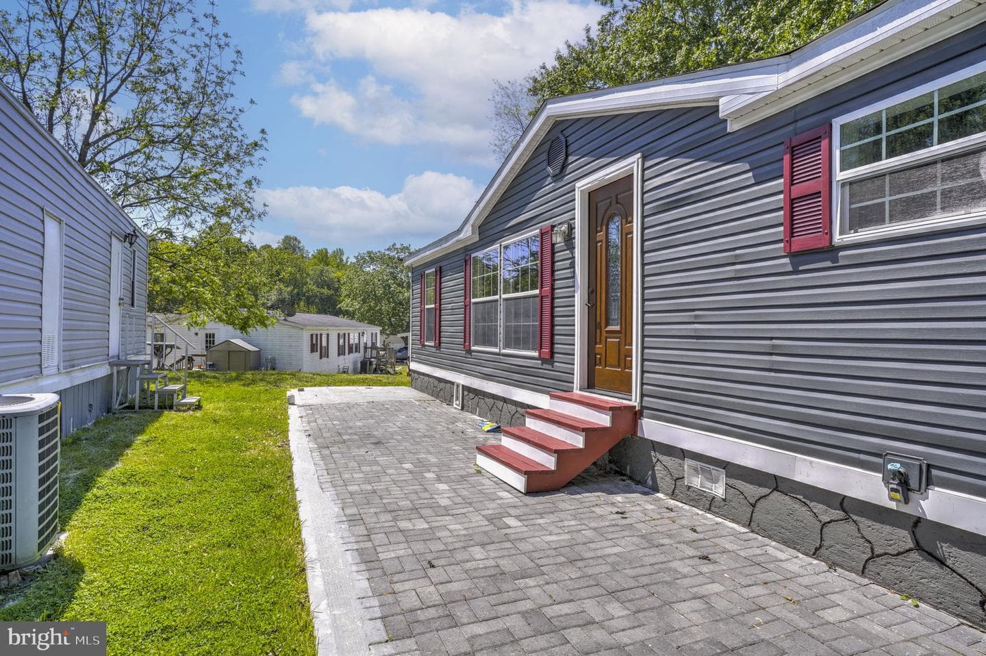 200 Boones Drive, Lothian
