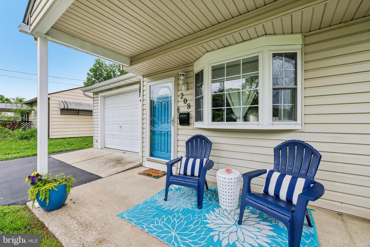 208 Carroll Road photo 2