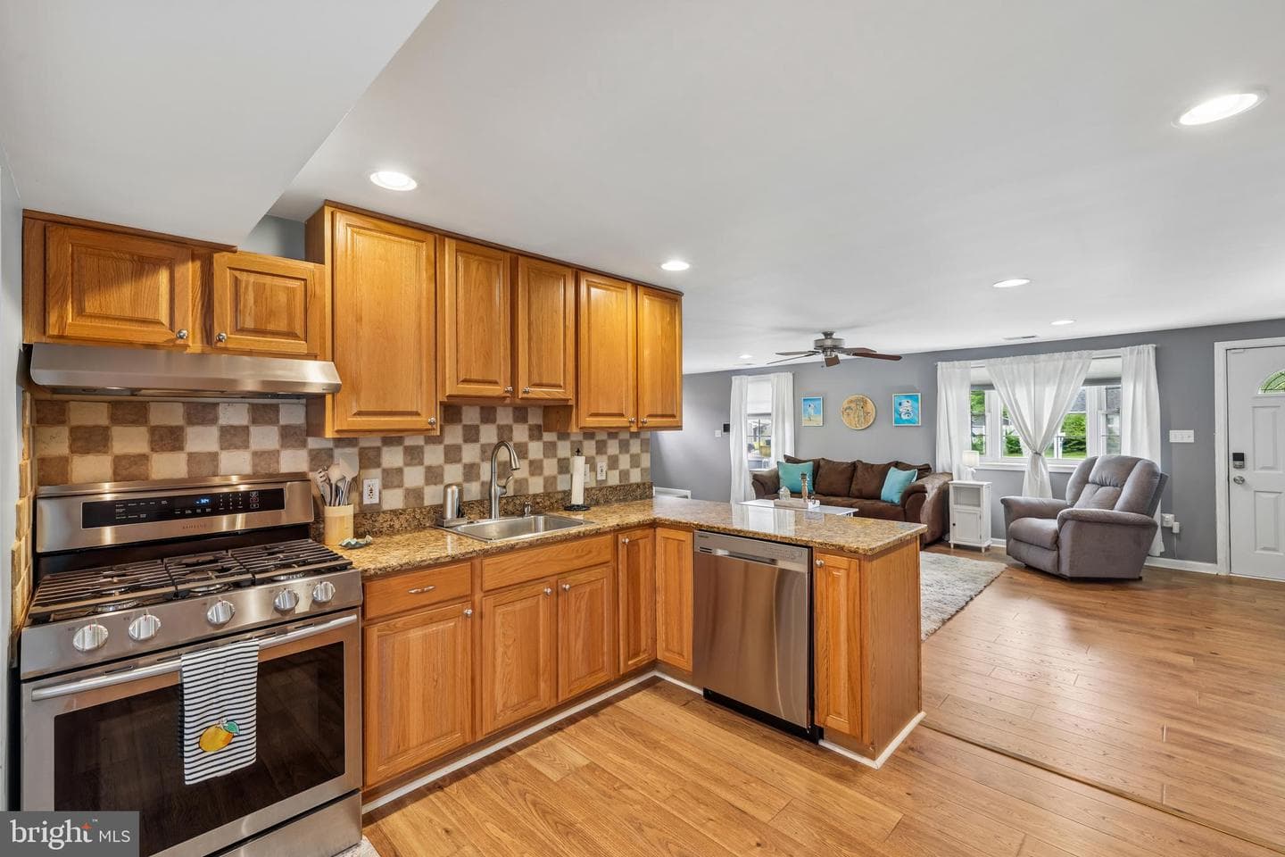 208 Carroll Road photo 4