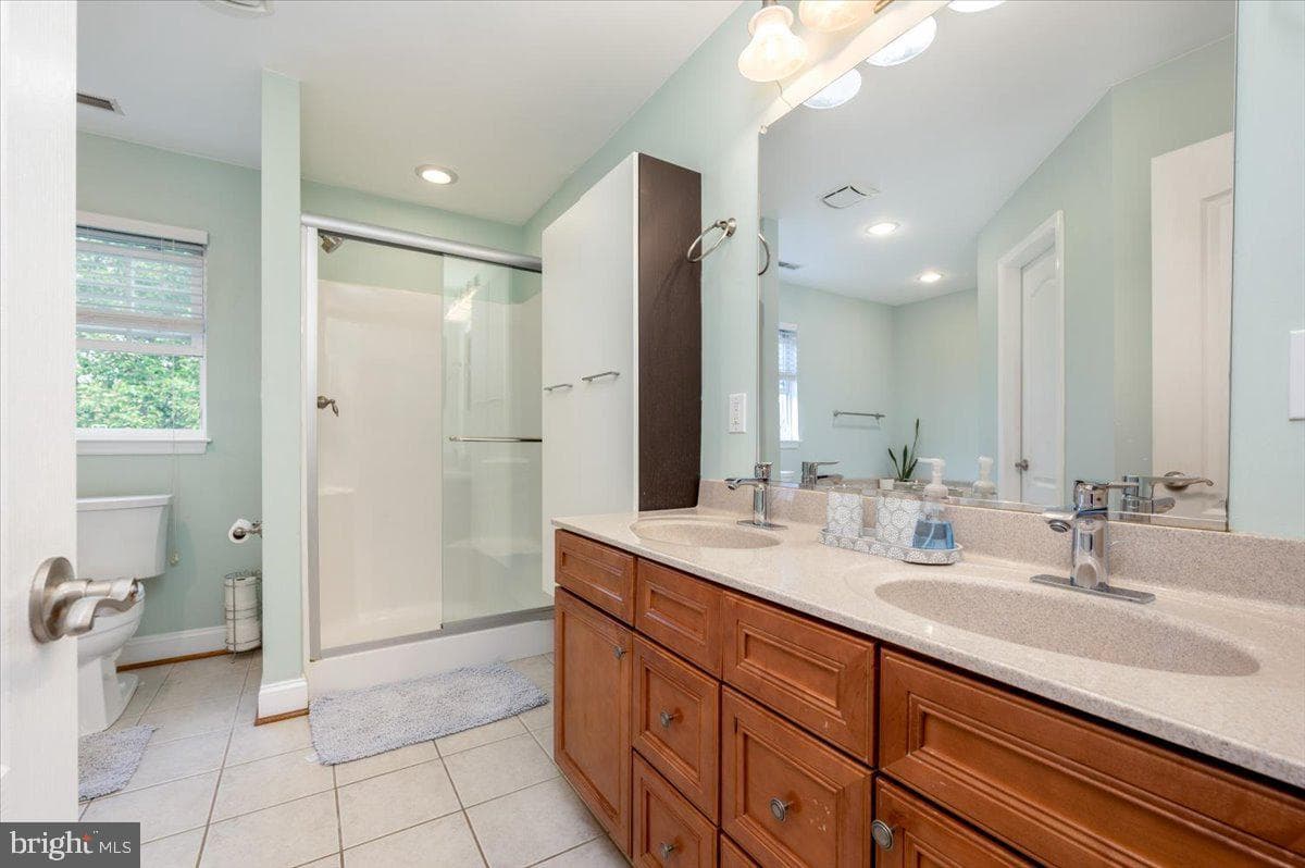 575 Knollwood Road photo 24