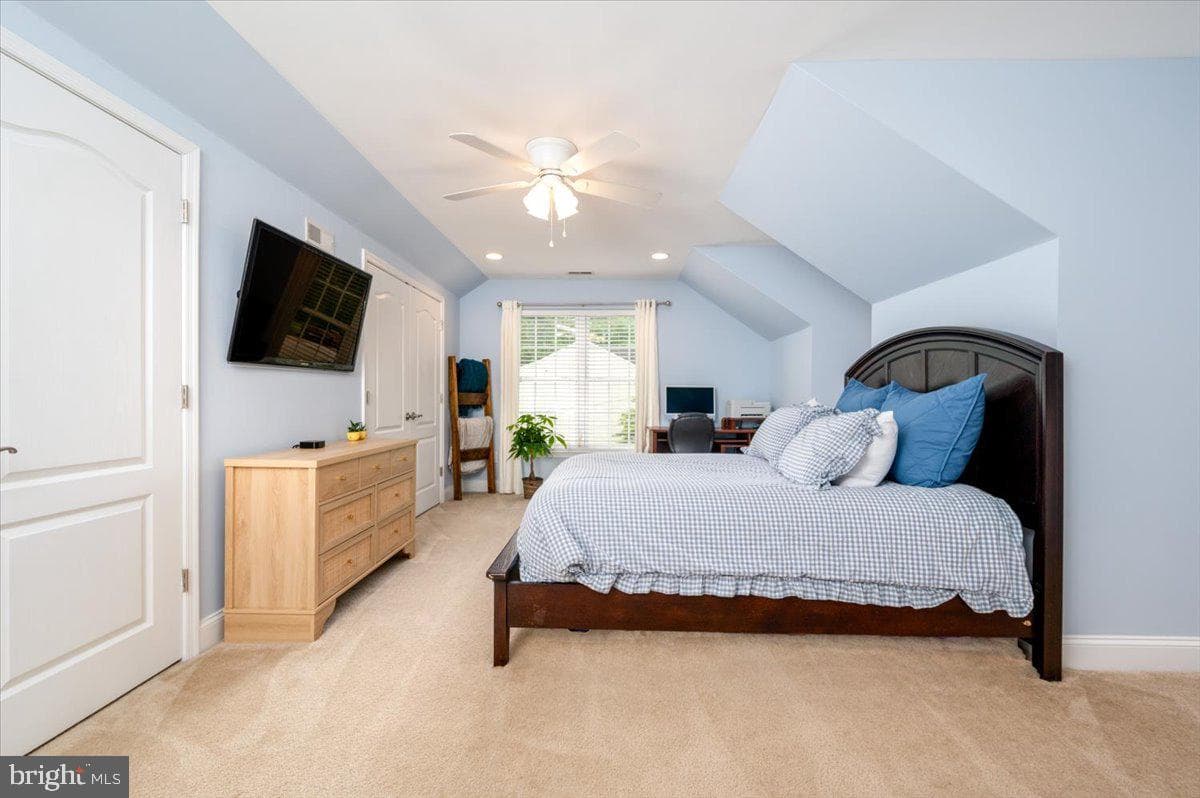 575 Knollwood Road photo 27