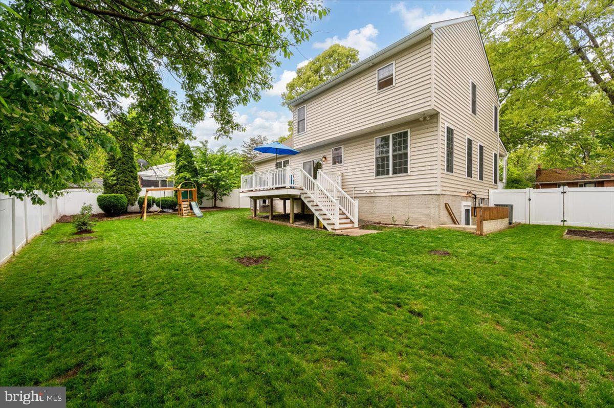 575 Knollwood Road photo 43