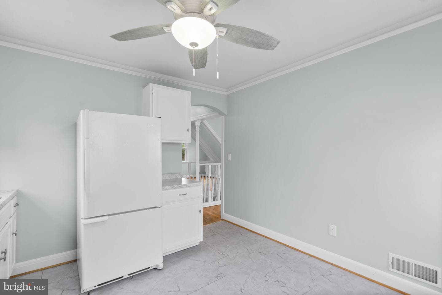 306 Vernon Avenue photo 16