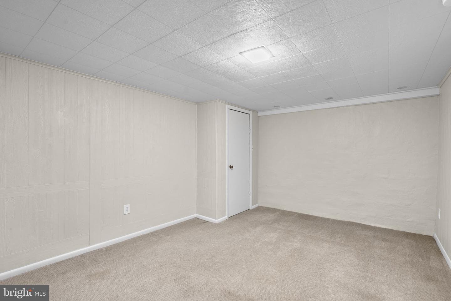 306 Vernon Avenue photo 31