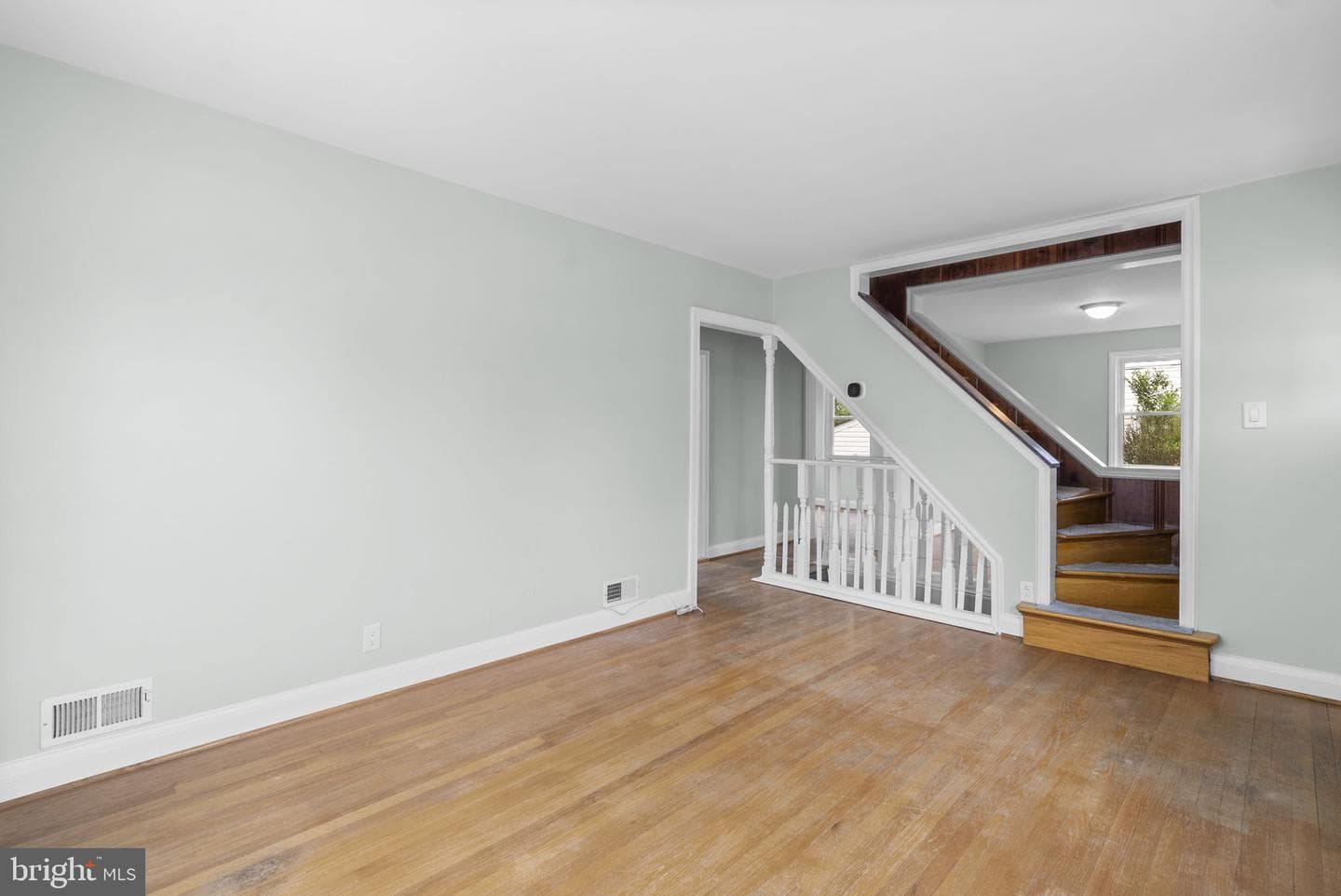 306 Vernon Avenue photo 6