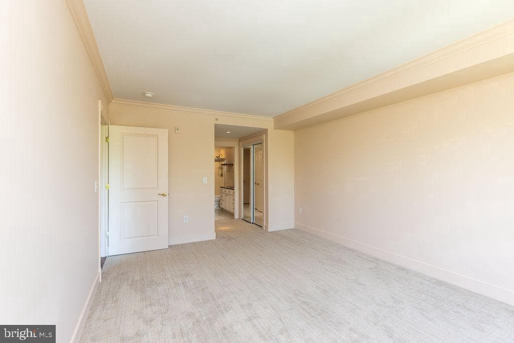 5 Park Place #527 photo 15