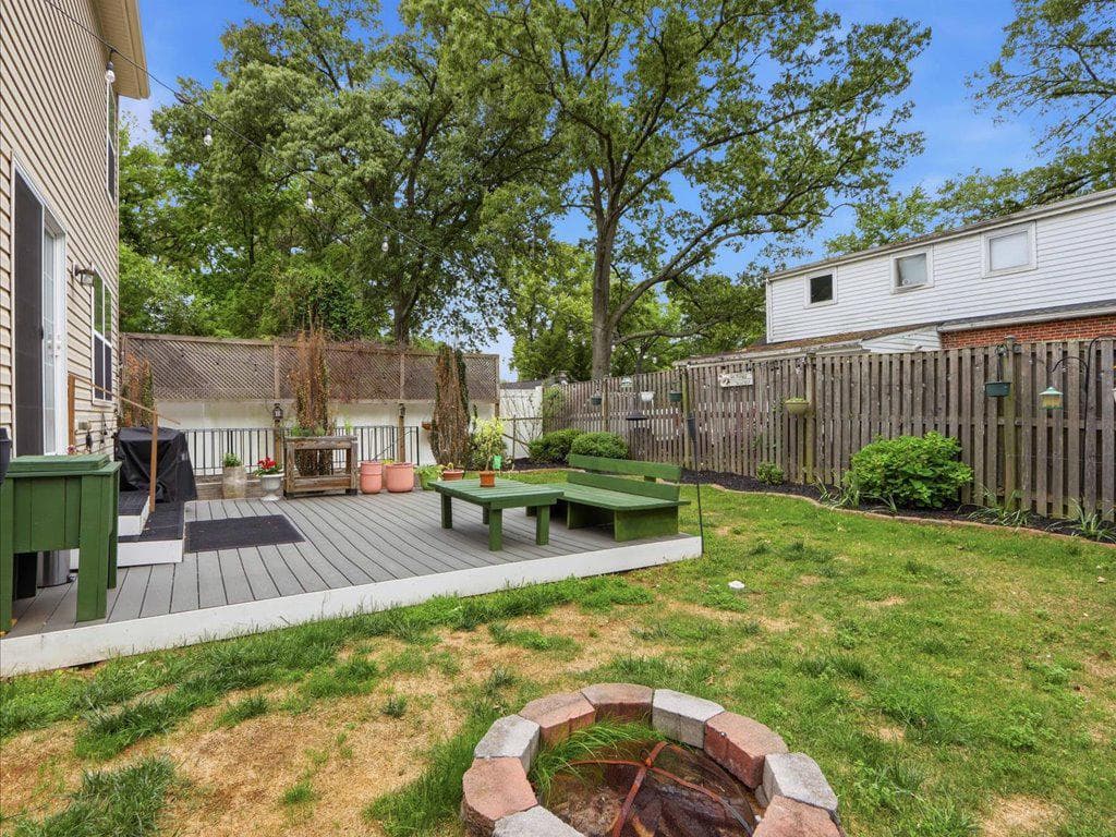 7742 Lawrence Avenue photo 21