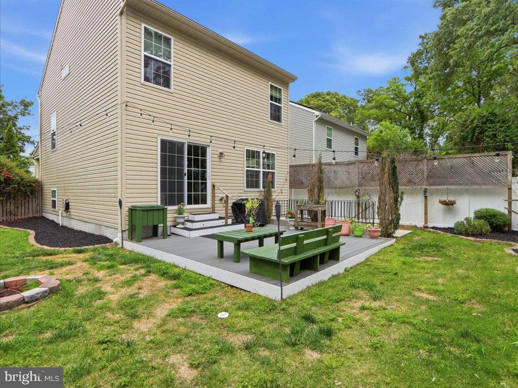 7742 Lawrence Avenue photo 22