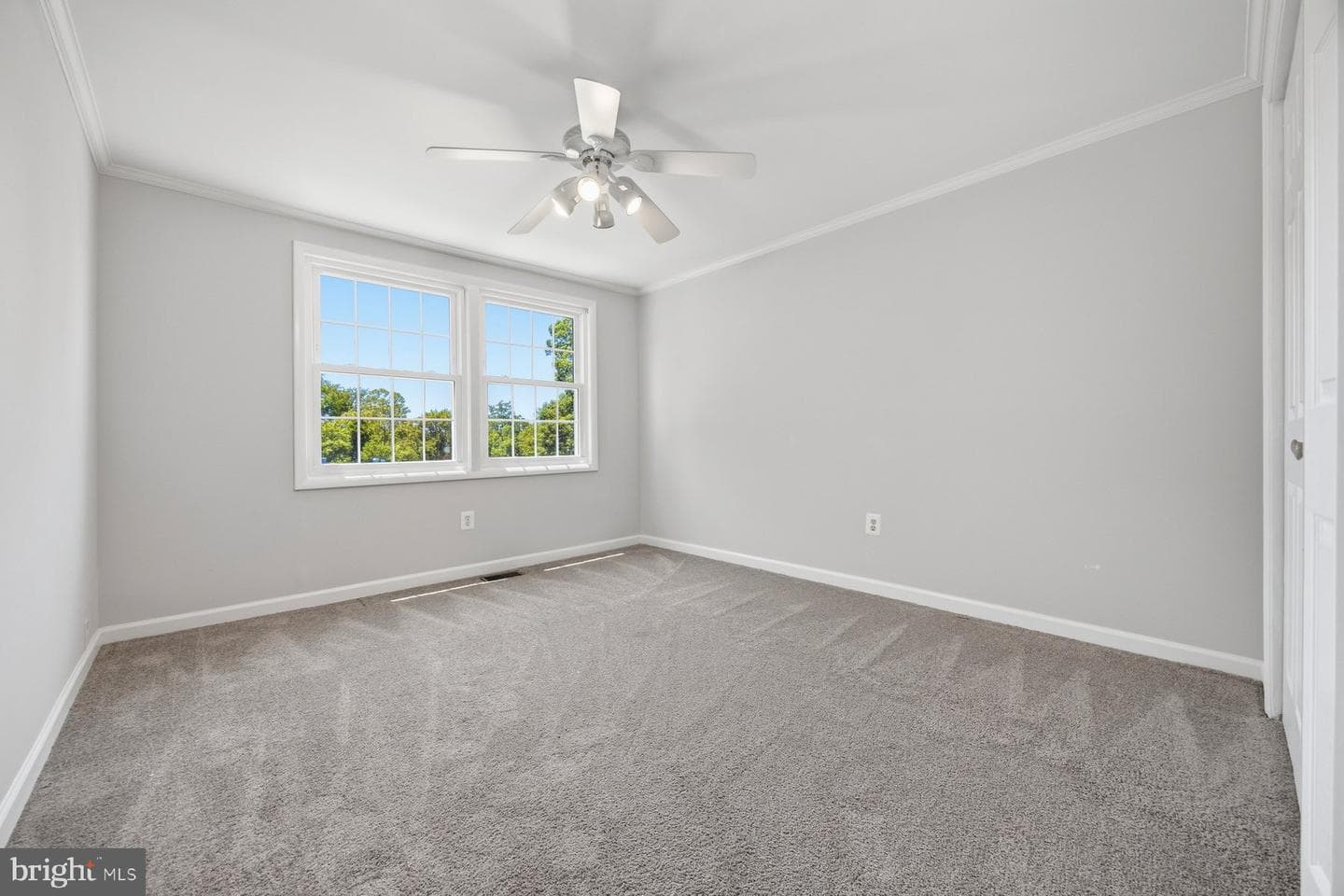 1768 Farmington Court photo 23