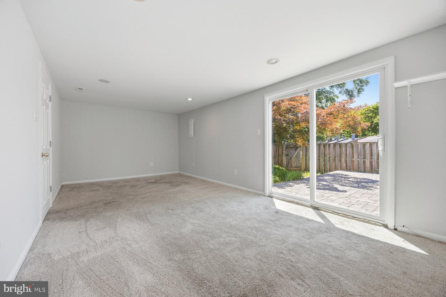 1768 Farmington Court photo 32