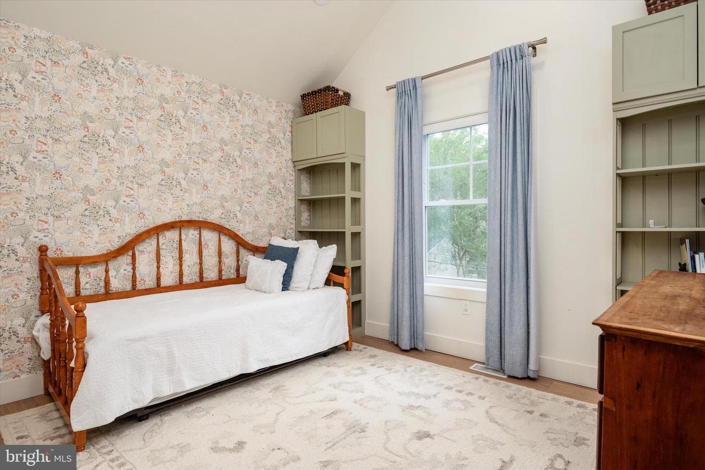 934 N Forest Trail photo 35