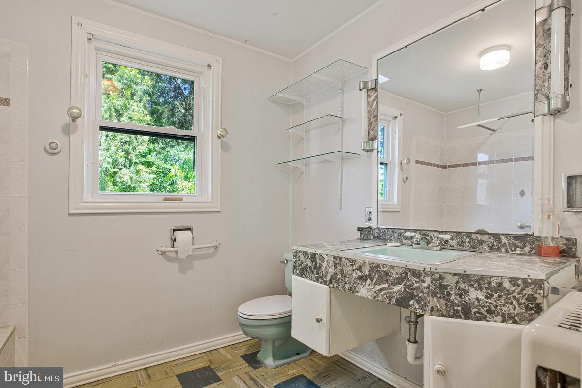 605 Melvin Avenue photo 12