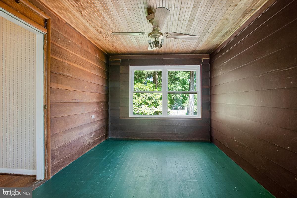 605 Melvin Avenue photo 13