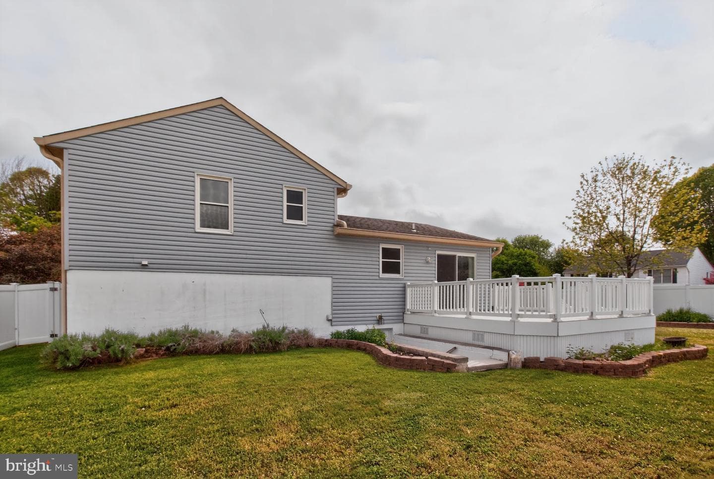 1300 Roundhouse Court photo 30