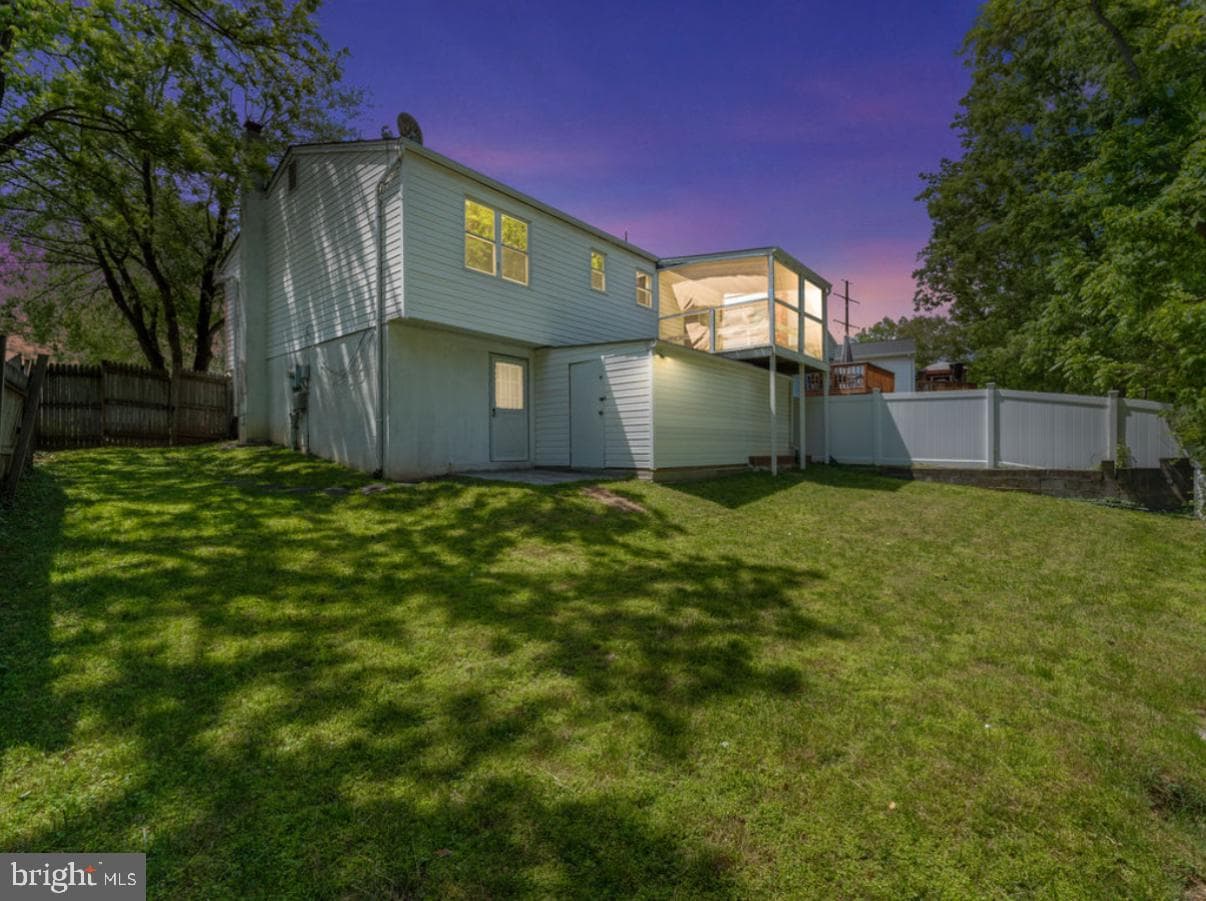8015 Cross Creek Drive photo 23