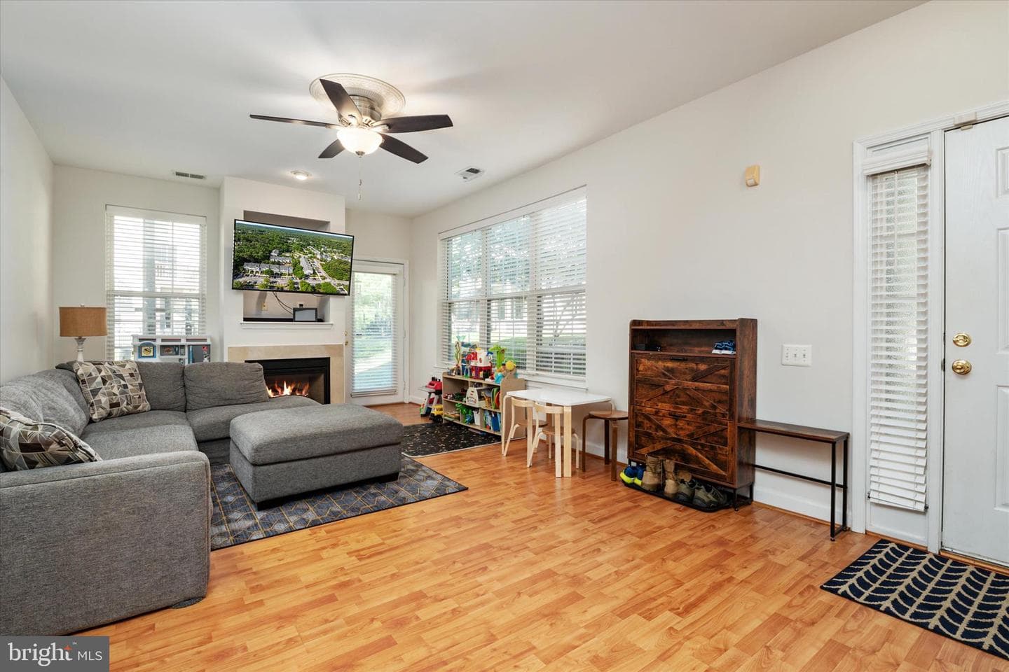 2703 Oak Leaf Ct # 2703 photo 13