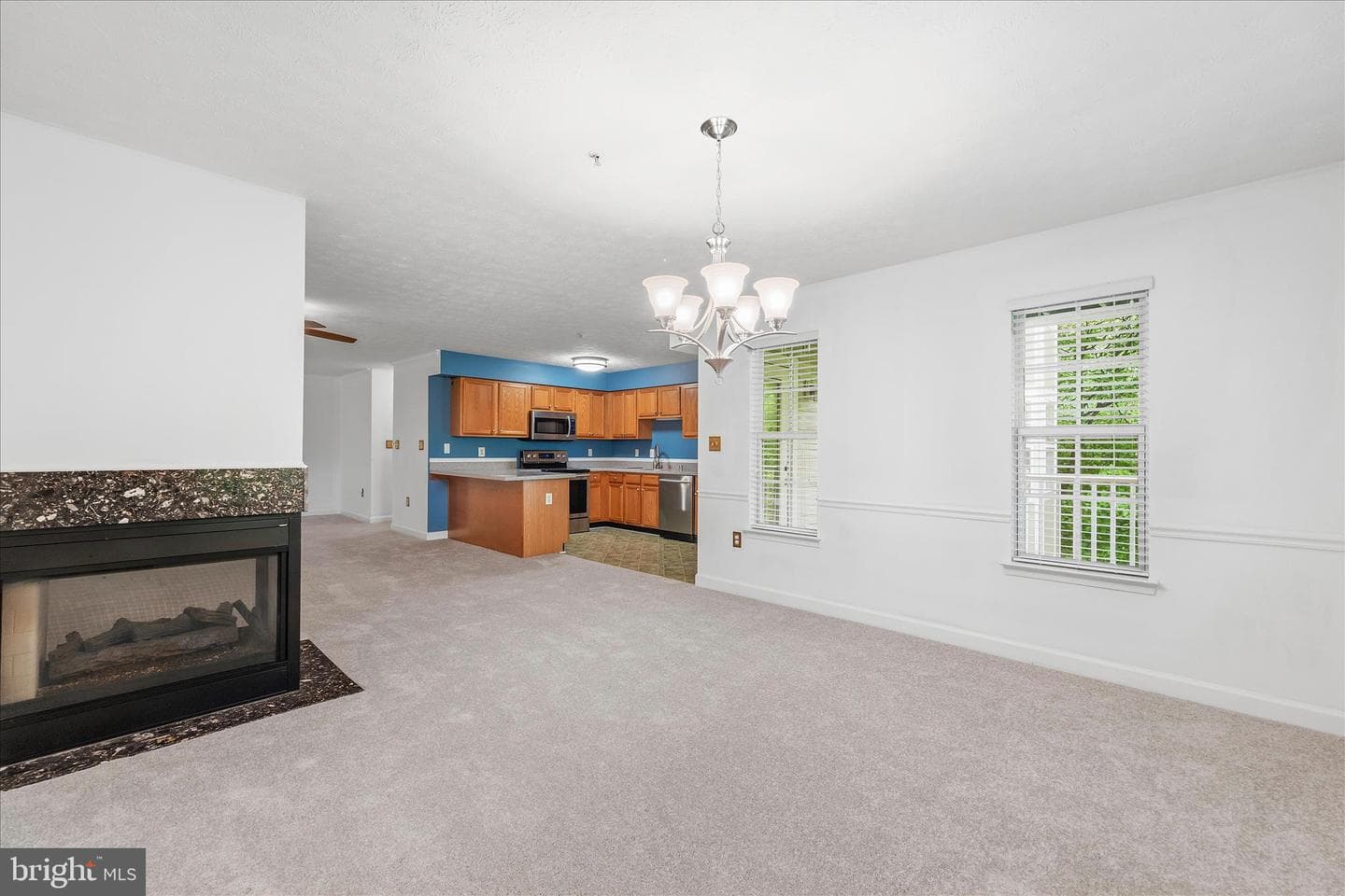 631 Admiral Drive #302 photo 16