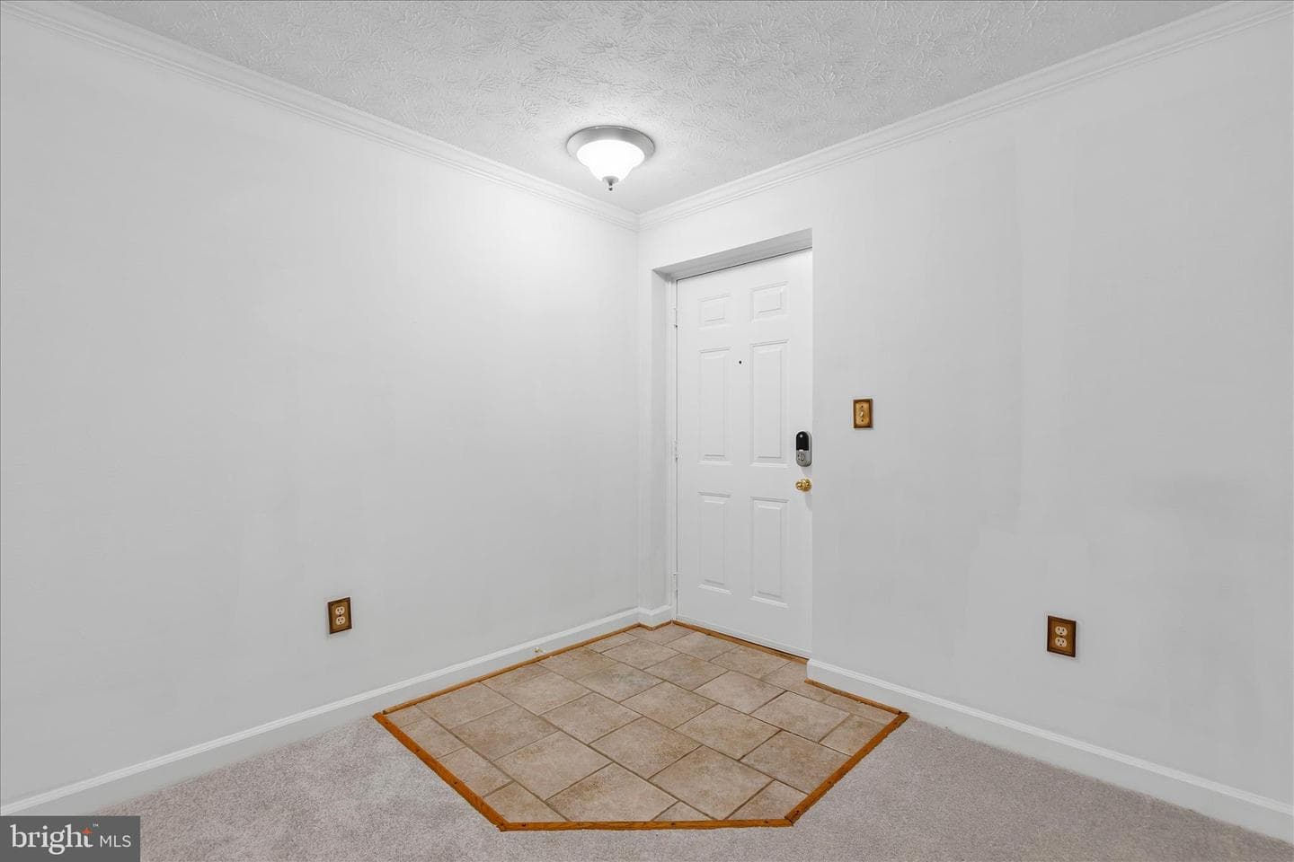 631 Admiral Drive #302 photo 36