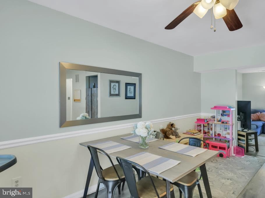 1755 Carry Place photo 13