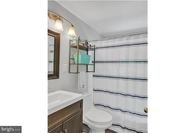 1755 Carry Place photo 32