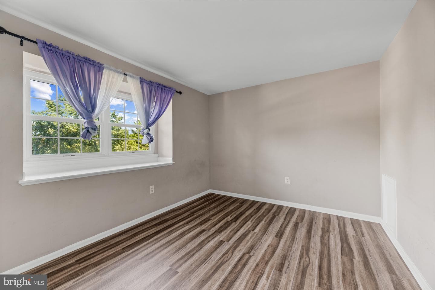 8379 Norwood Drive photo 18
