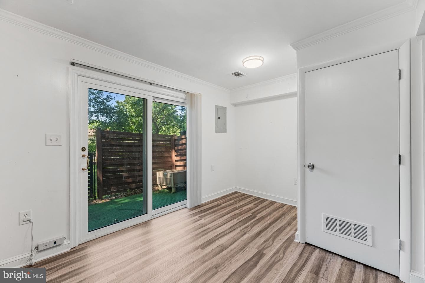 8379 Norwood Drive photo 8