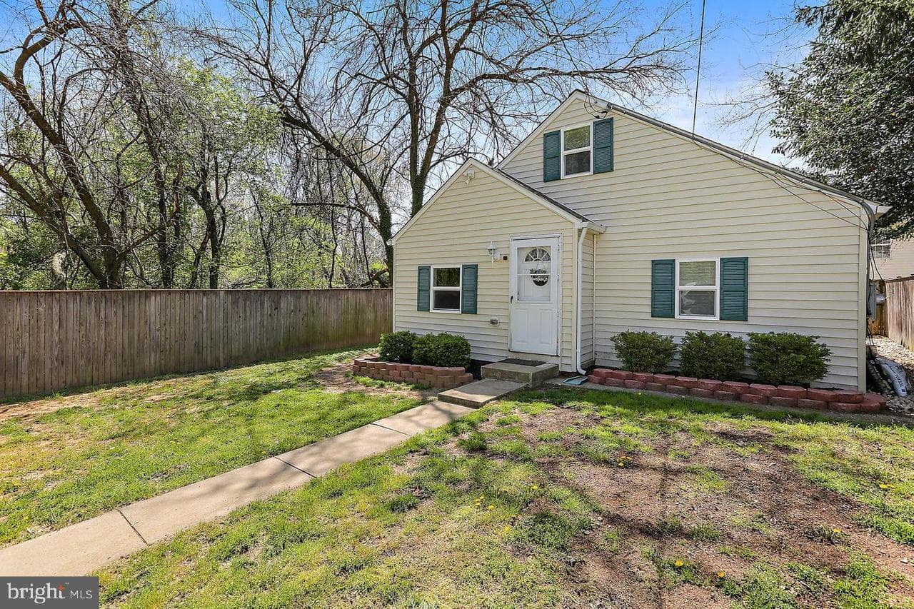 215 Sycamore Rd, Curtis Bay