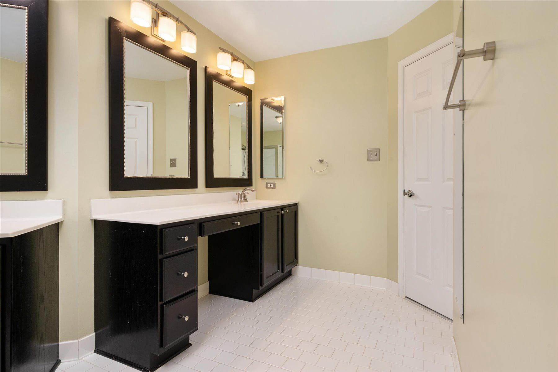 915 Echo Bay Court photo 26