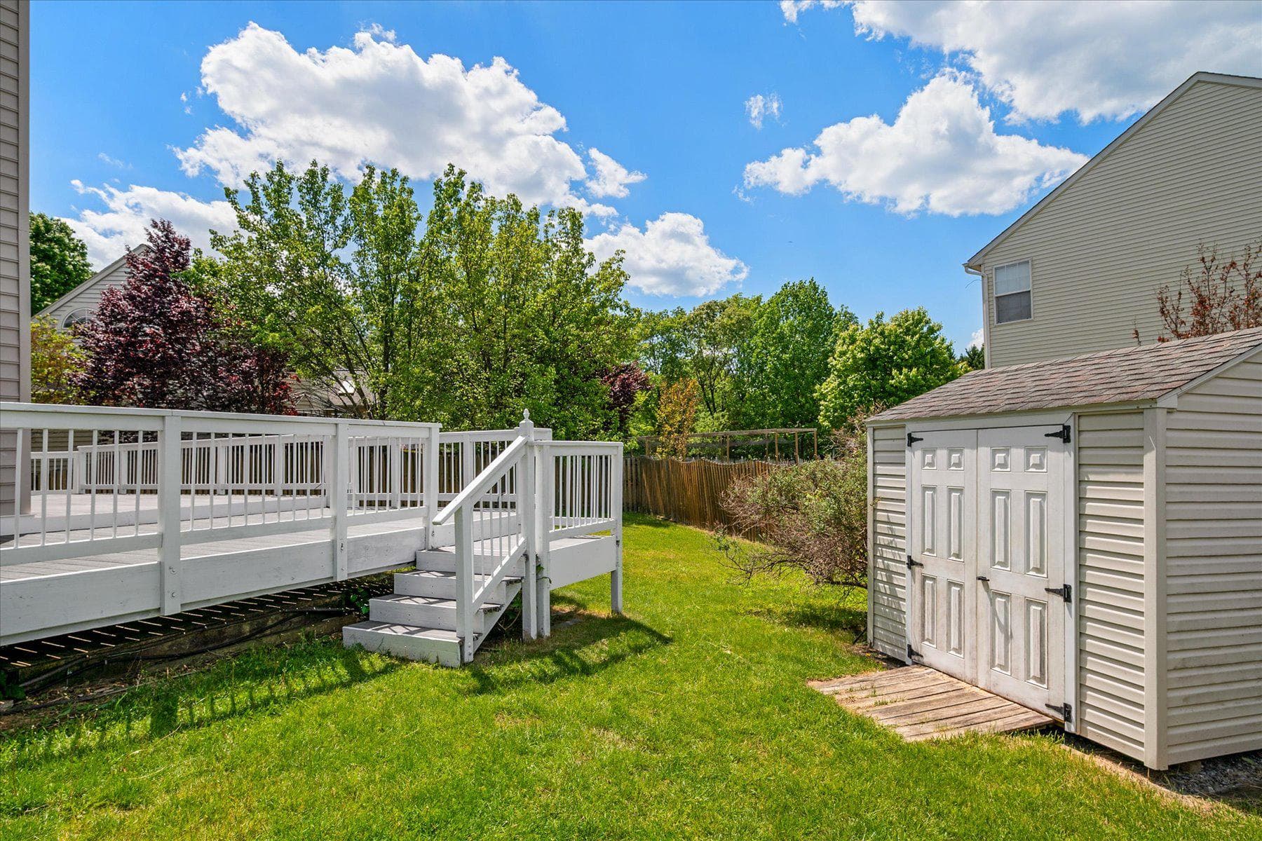 915 Echo Bay Court photo 37