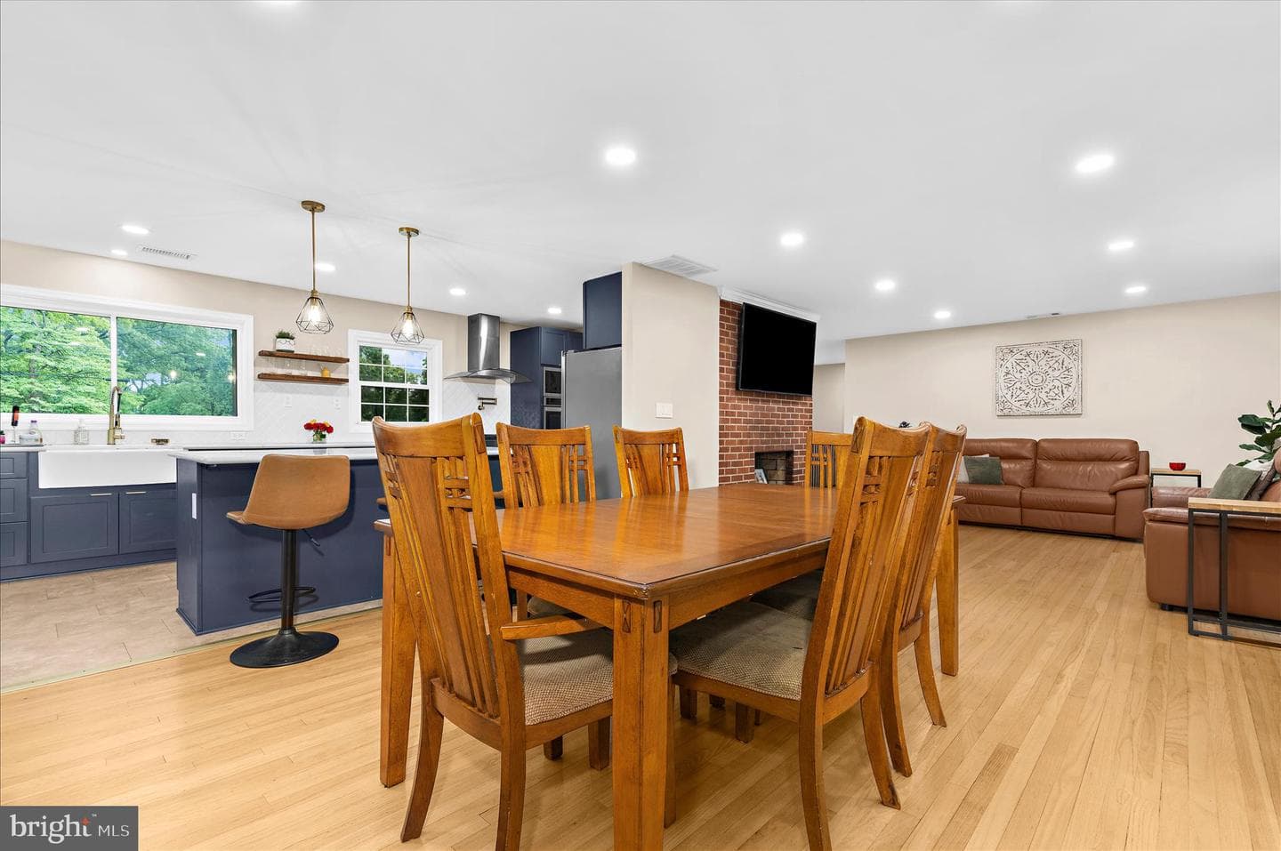748 Evergreen Road photo 8