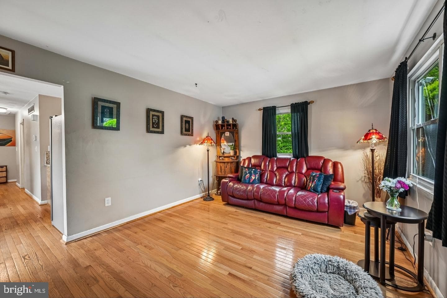 22 Main Avenue SW photo 2
