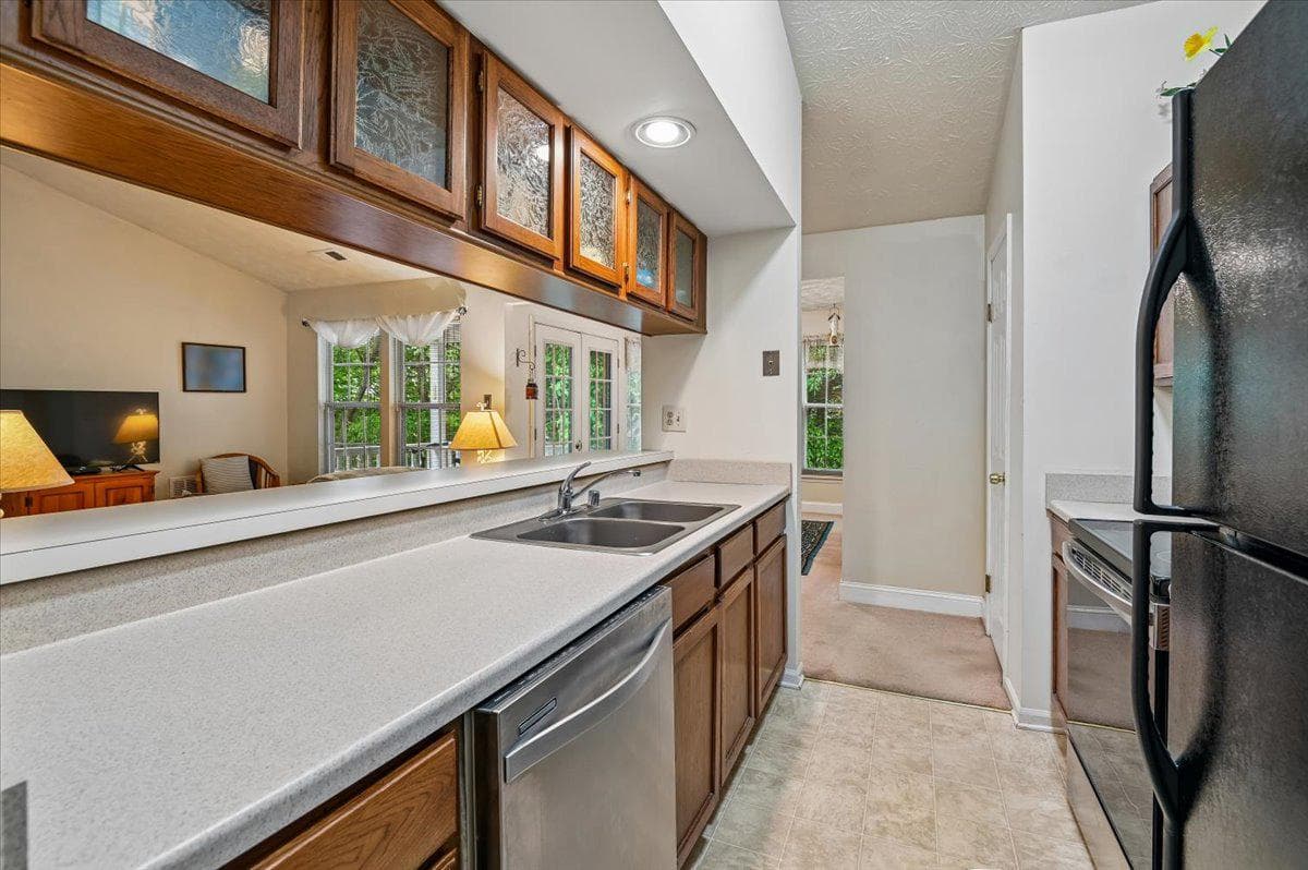 834 Southern Drive photo 6