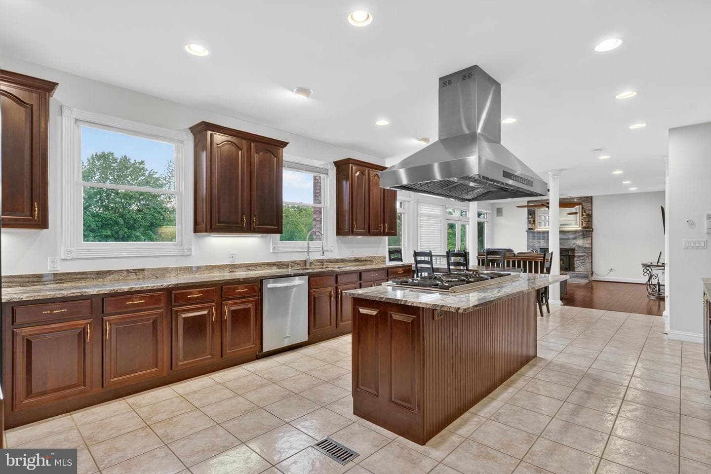 1312 Double Gate Court photo 95