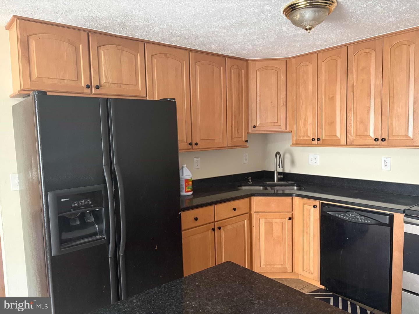 1450 Gesna Dr photo 6