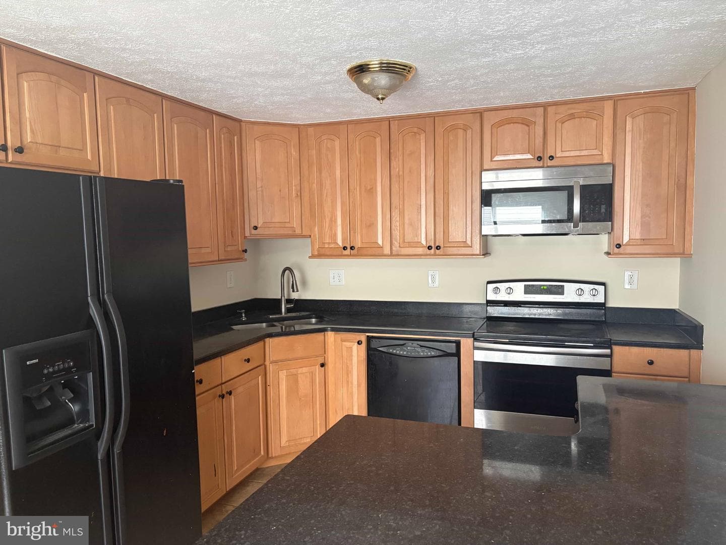 1450 Gesna Dr photo 7
