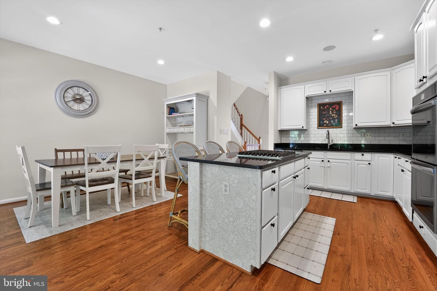 2405 Killarney Terrace photo 10