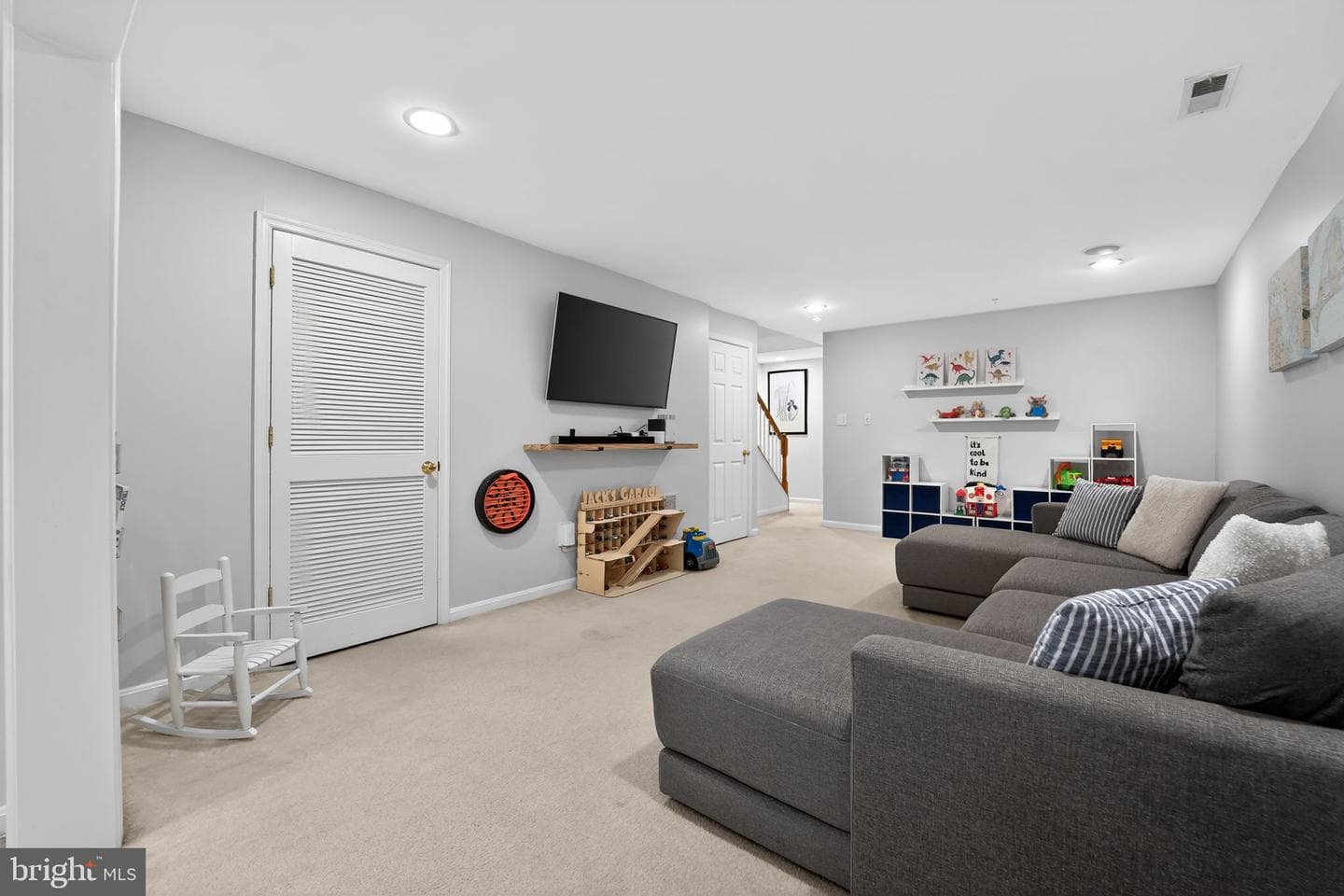 2405 Killarney Terrace photo 42