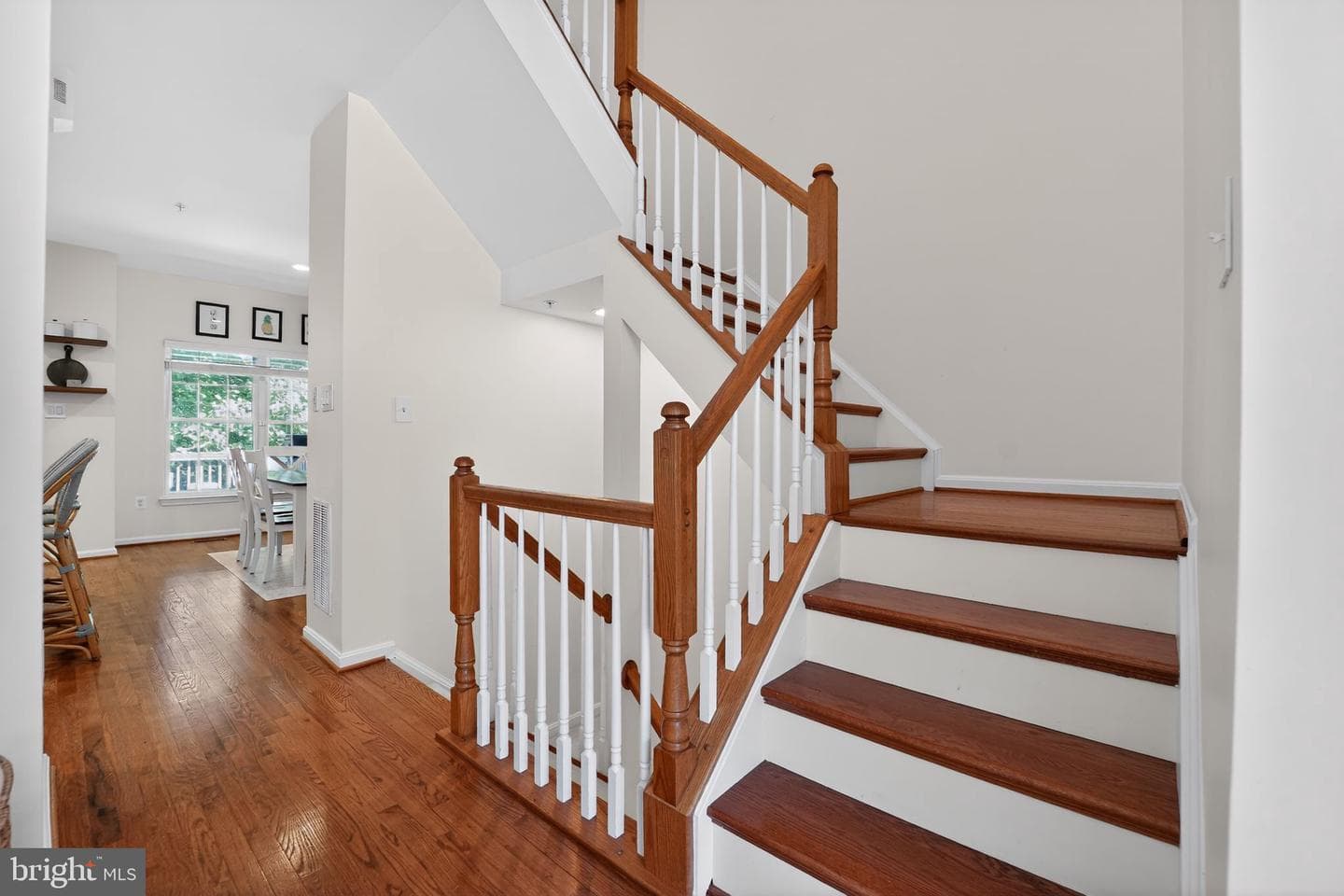 2405 Killarney Terrace photo 9