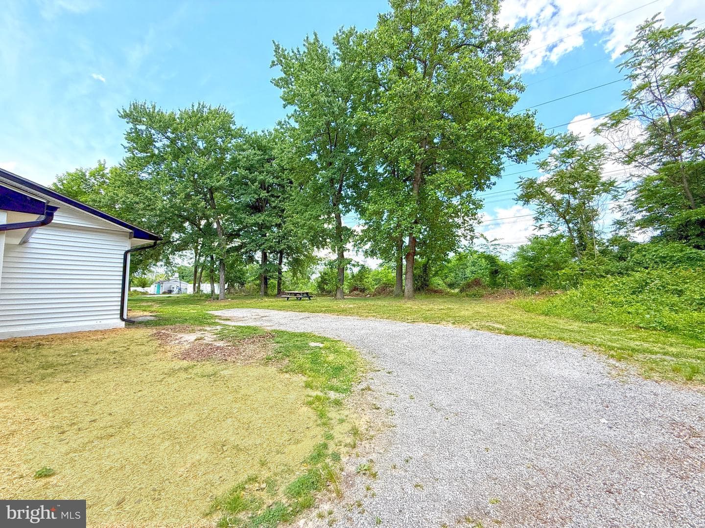 107 Saint Charles Road photo 3