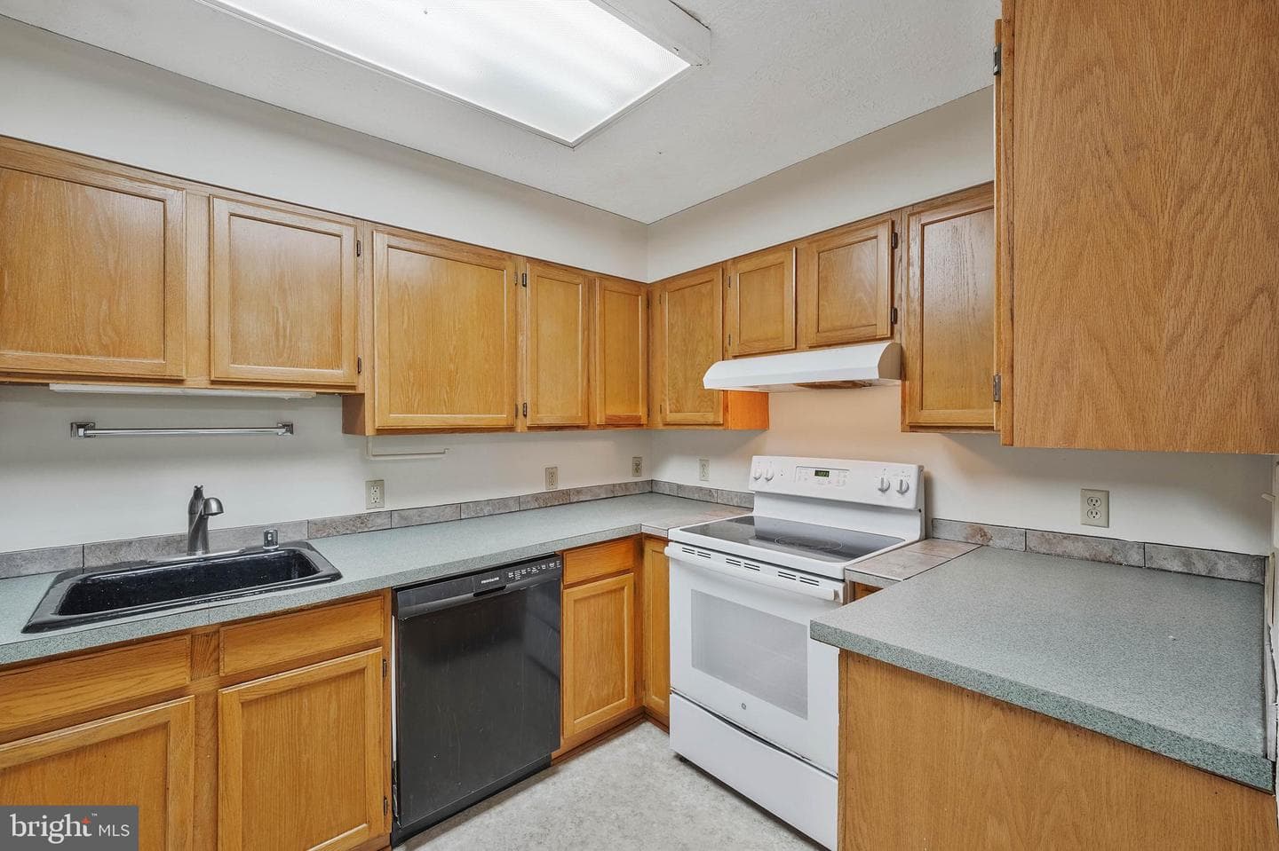 650 Teton Dr photo 4
