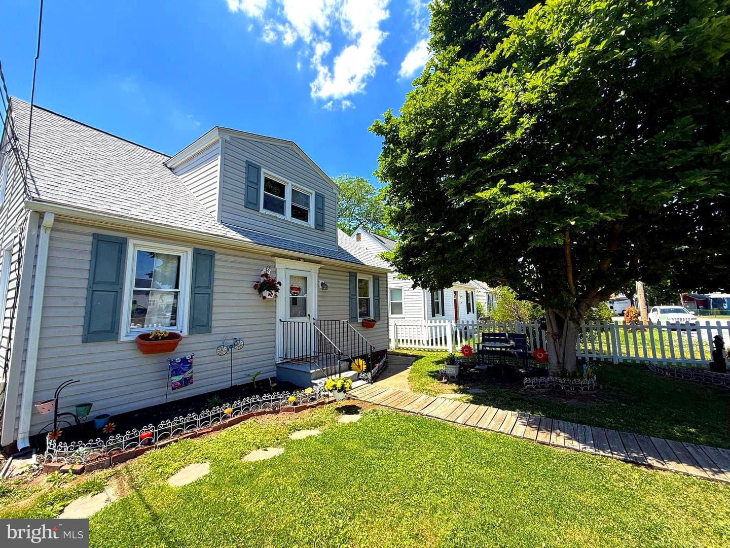 304 3rd Avenue SE photo 2