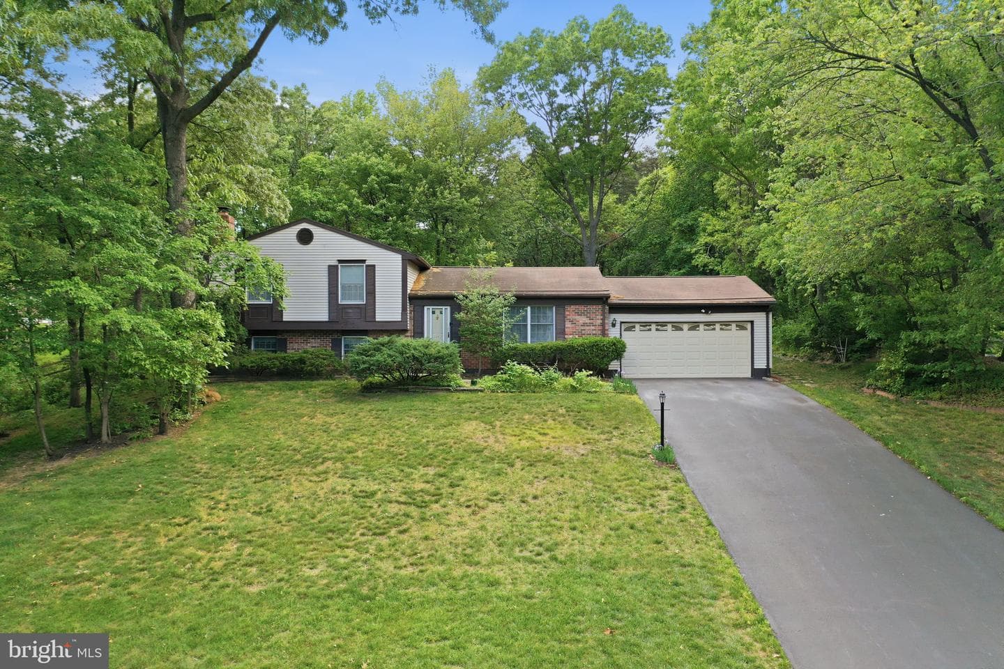 7792 Kawshek Path, Hanover