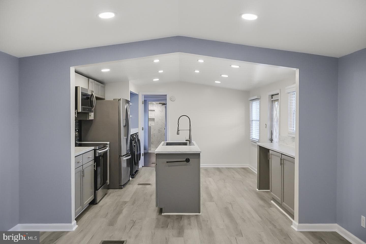 438 Sarah Anne Drive photo 5