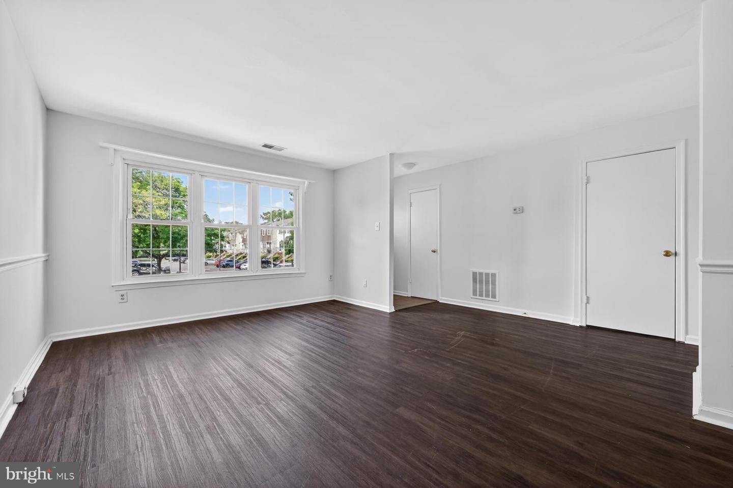 1610 E Bancroft Lane photo 9