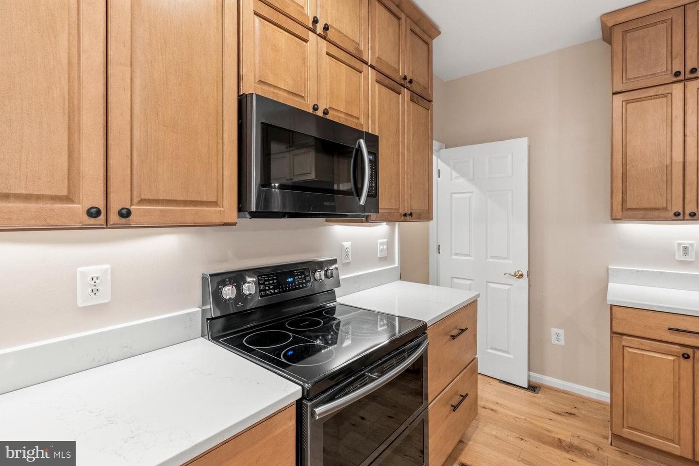 184 Hickory Point Road photo 16