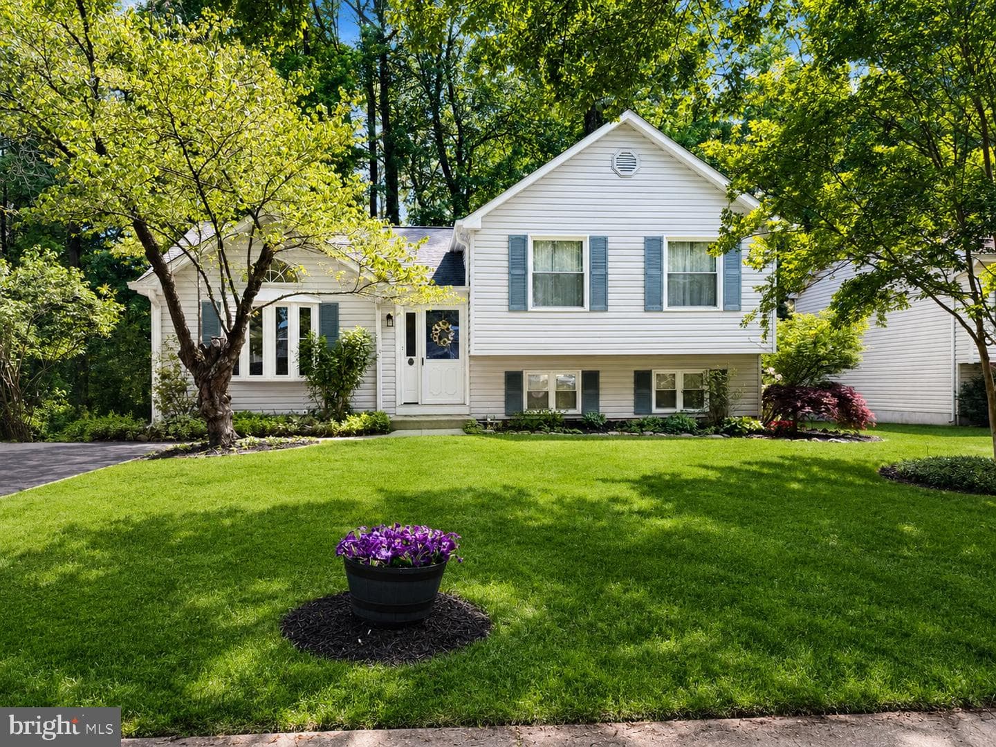 1431 Fairbanks Drive photo 2