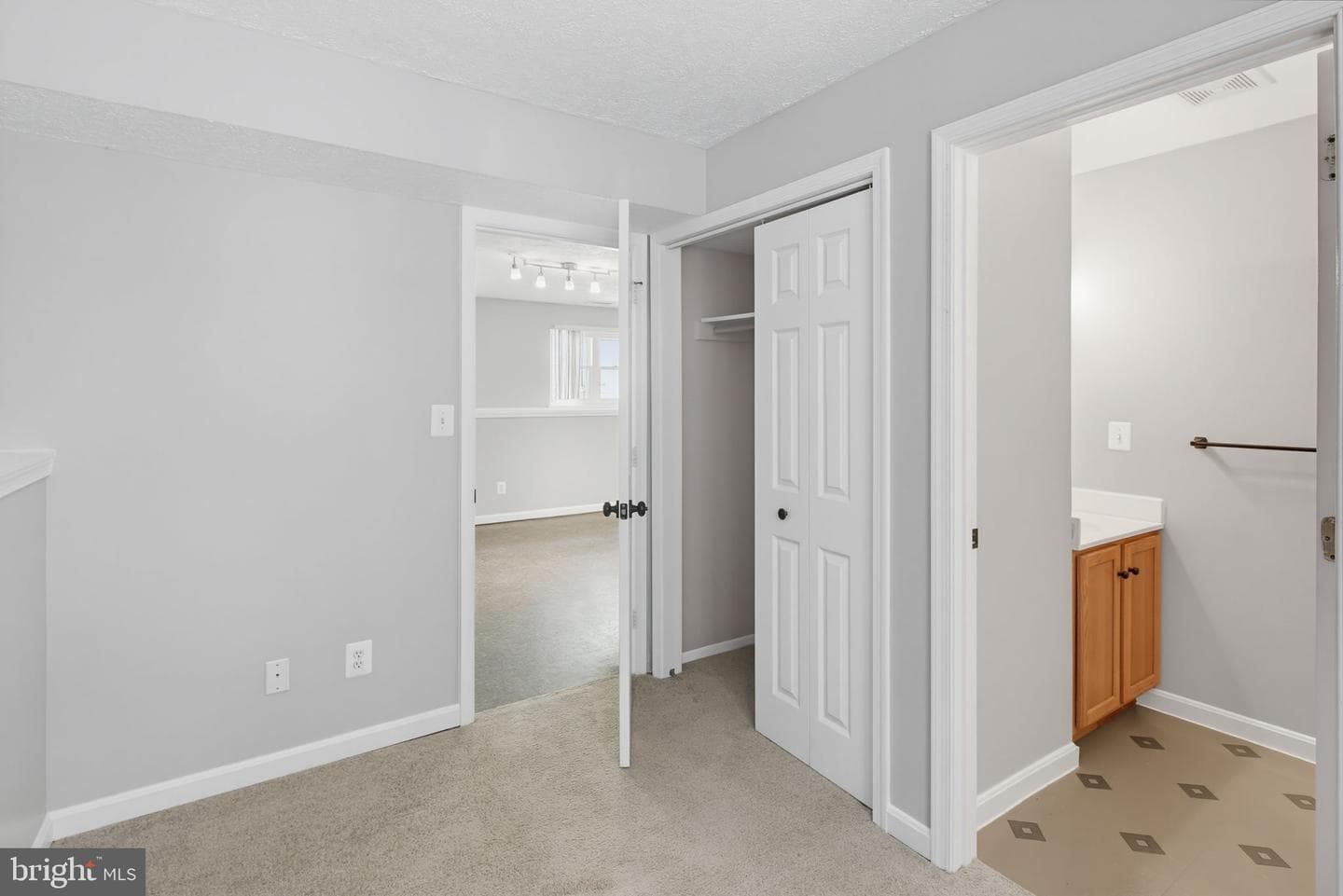 1431 Fairbanks Drive photo 34