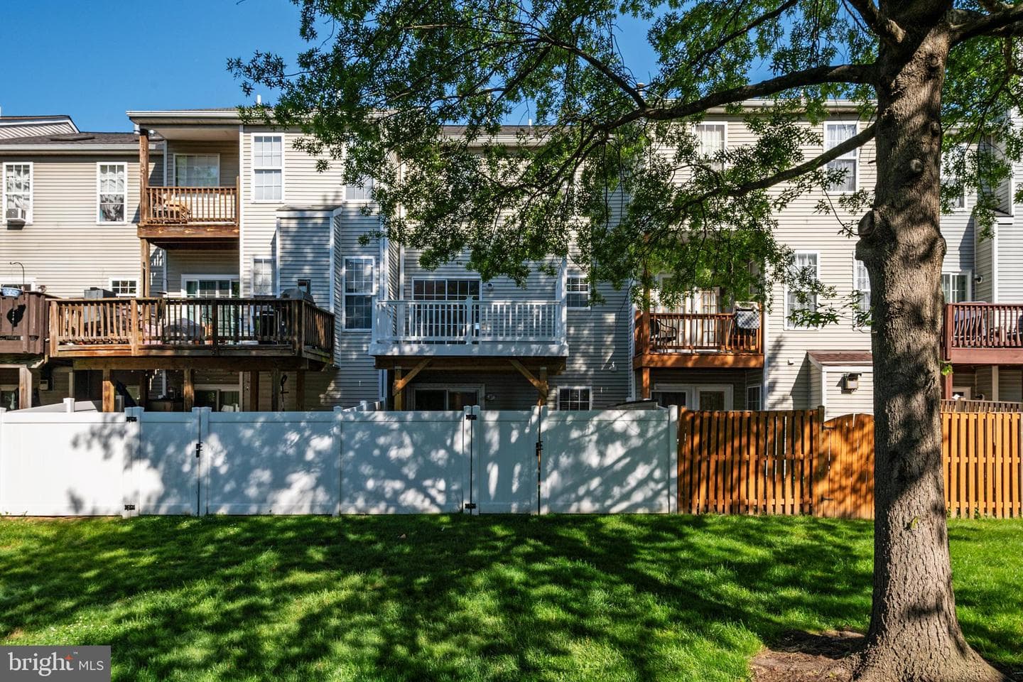 2333 Manomet Court photo 33