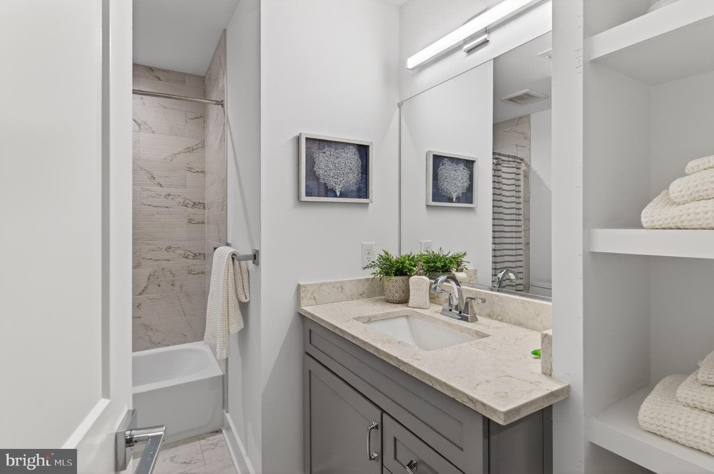 111 Ellershaw Court photo 46